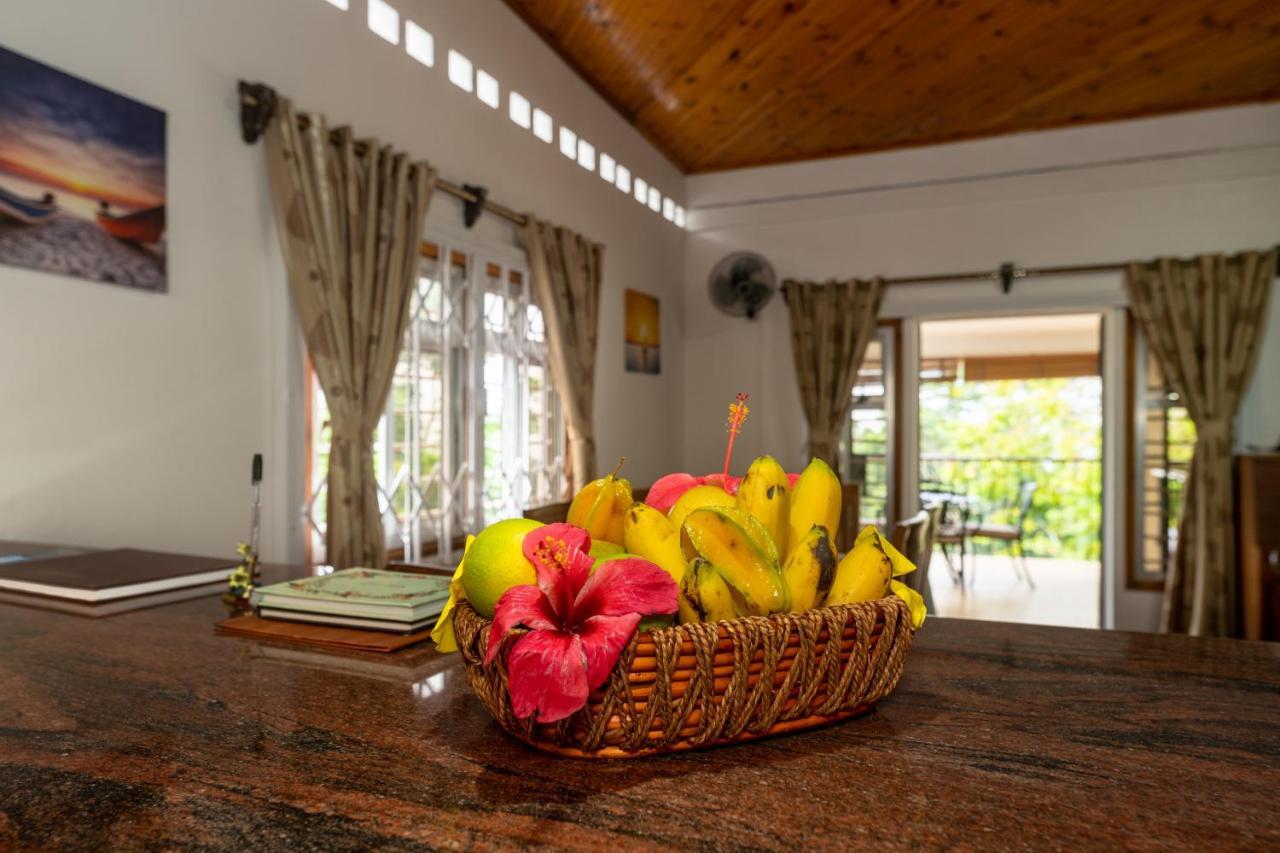 Anse a La Mouche Janes' Serenity Guesthouse מראה חיצוני תמונה