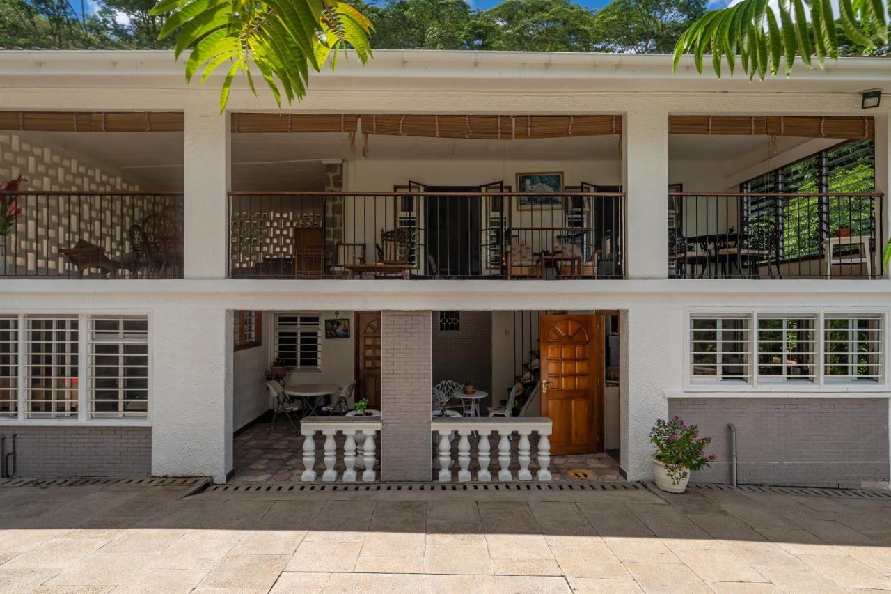 Anse a La Mouche Janes' Serenity Guesthouse מראה חיצוני תמונה